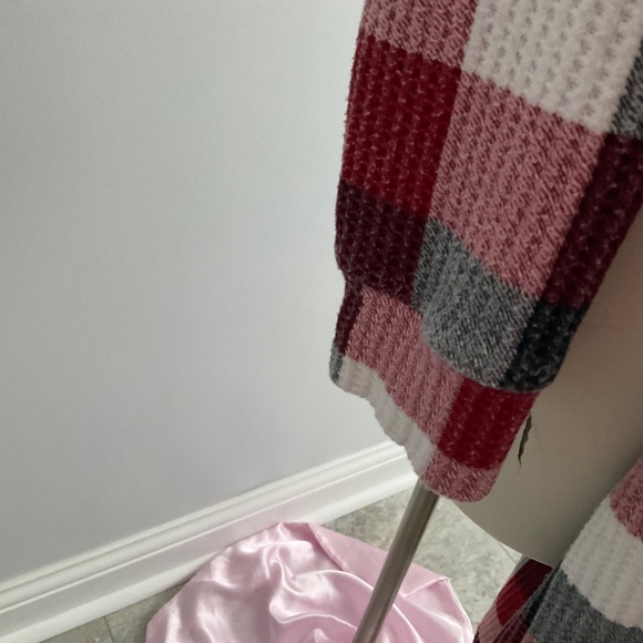 Ladies red pajama set,M.Natural Relections - Picture 7 of 11